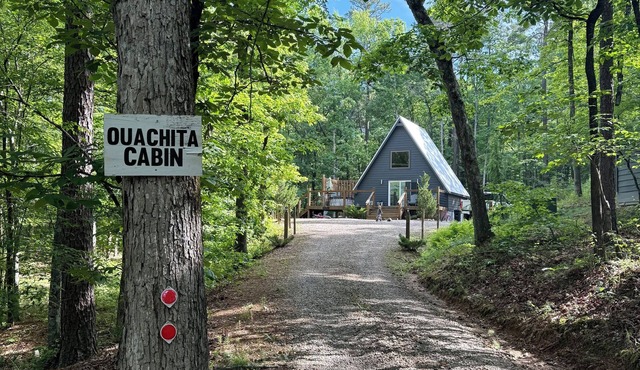 Secluded A-Frame w/hot tub-Near Pristine Lake Ouachita and Hot Springs