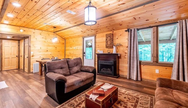 Secluded Cabin in Amish Country