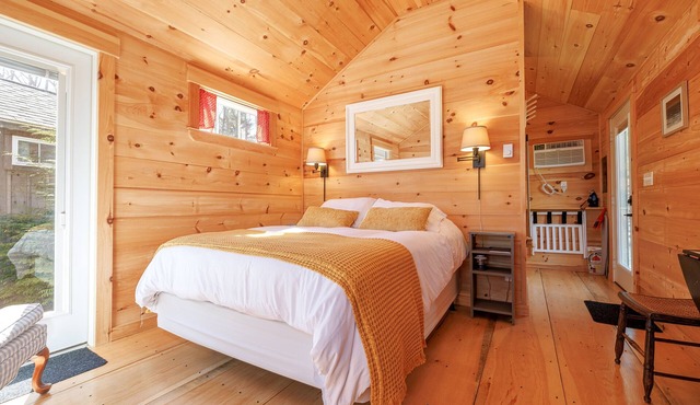 Serene Midcoast Gem by the beach with Sauna - Hr. to Acadia NP - Cabin #5 Spruce