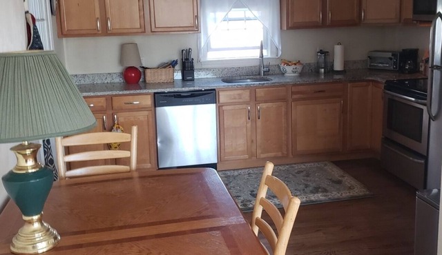 Set Up for Comfort! Beautiful Home in Falmouth - 3 bedroom/2bath - Sleeps 6