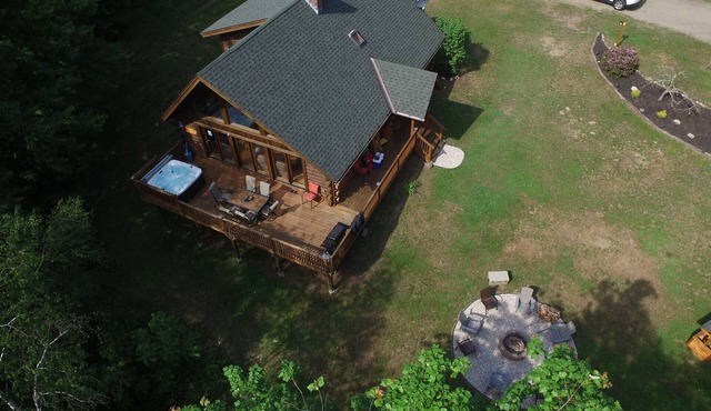 Sfa Lodge Log Cabin 4 Bd - 2 Ba Nestled In The Woods 5 Mins From Berkshire East