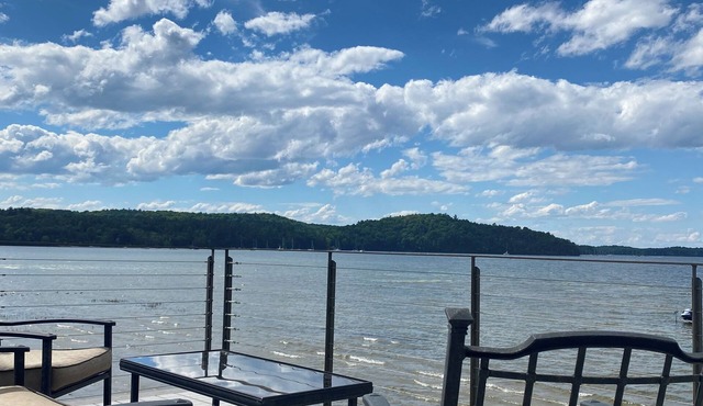 Shelburne Bay Waterfront Getaway