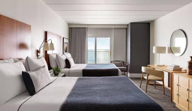 Short Stroll to Historic Downtown | Scenic Water View Room w/Balcony