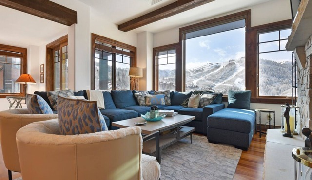 Ski in ski out condo, Silver Strike #605, with shared hot tub