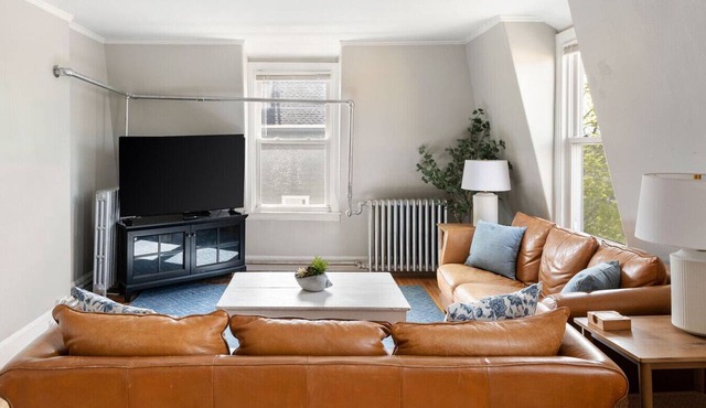 Skyline 138: Charming West End Mansard Penthouse