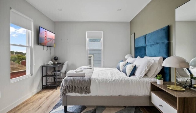 Sleek and Stylish Apartment in Vibrant Middletown