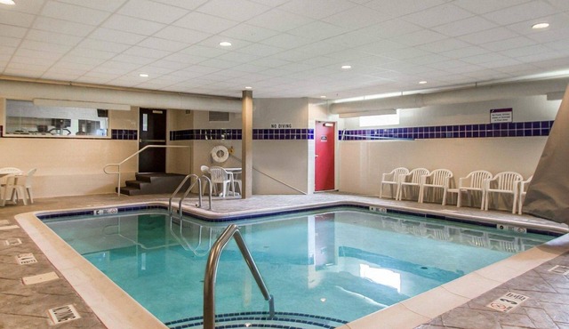 Sleep Inn & Suites Niantic North