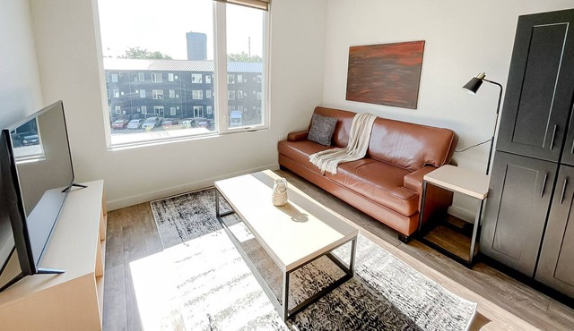 Sleepover: Spotless 1BD/1BA - Bowling Green