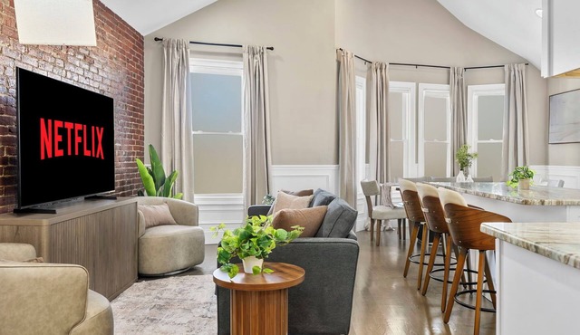 Sophisticated 3BR Cambridge Residence w/AC near Harvard & MIT