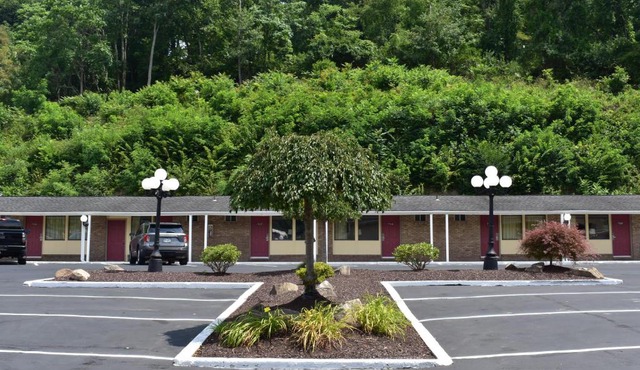 South Hills Motel
