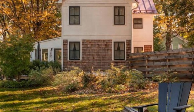 South Street Speakeasy: Historic Rosendale Home