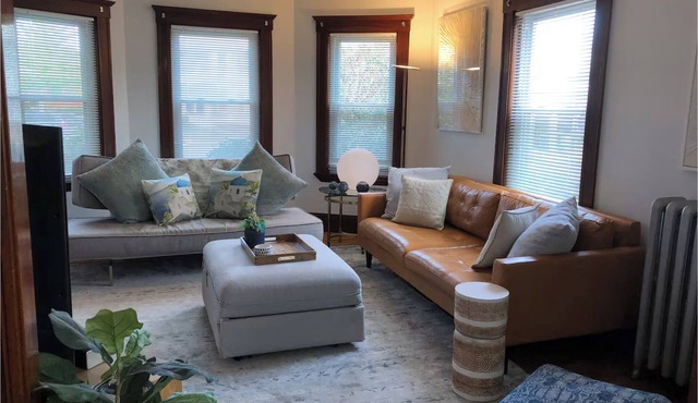 Spacious 2 bdrm apartment 1.8 mils from Harvard Sq