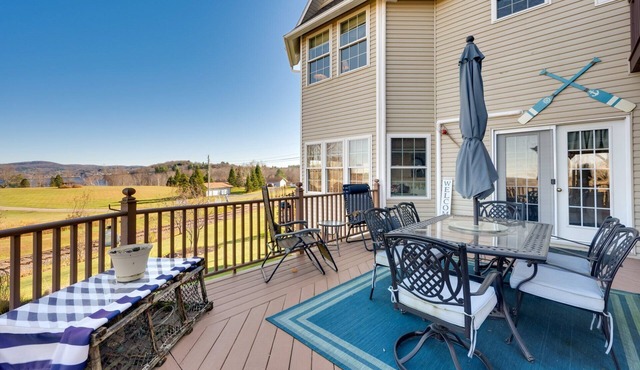 Spacious 3-bedroom with GAMES & Entertainment in gorgeous Newport