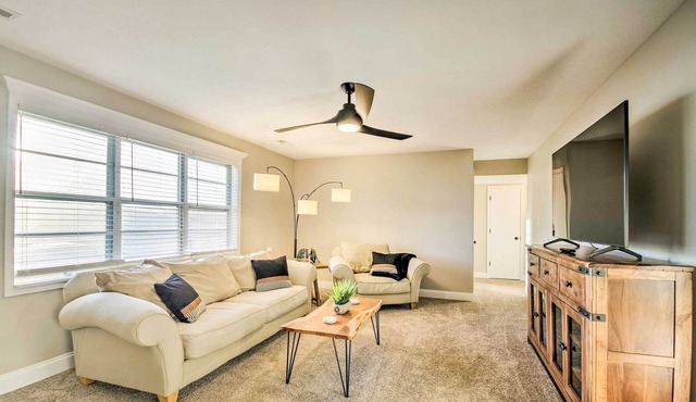 Spacious Columbia Vacation Rental Near Mizzou