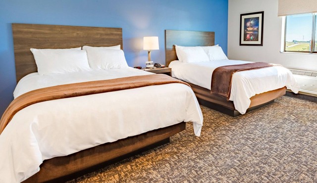Spacious Suite Near Vermont Trails | Kitchen, Free Parking, Pet-Friendly Stay