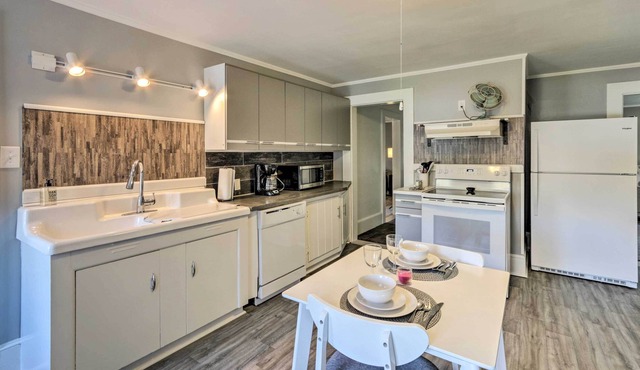 Spacious Watertown Apt ~ 4 Mi to State Park