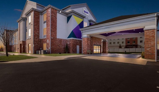 Spark by Hilton Catoosa Tulsa