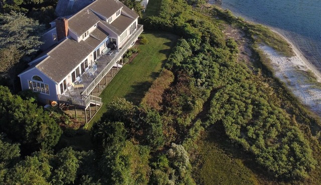 Spectacular Waterfront Cape Cod Home, Oceanfront And Beach,AC,Deck,Grill,Hot Tub