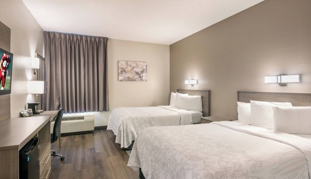 Stay Close to Boston Landmarks in a Comfortable Clean Room in Historic Salem