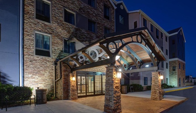 Staybridge Suites Lincoln North East by IHG