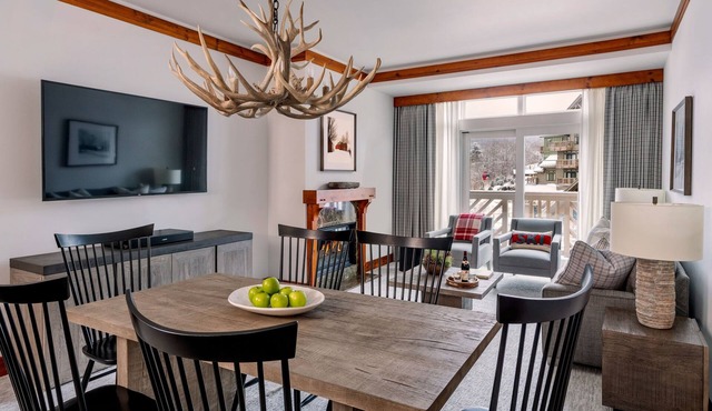 Steps Away - Lux 3 BR in Lodge at Spruce Peak