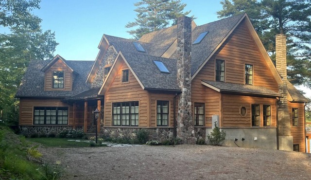 Storybook Pines — A Lakefront Family Reunion Retreat