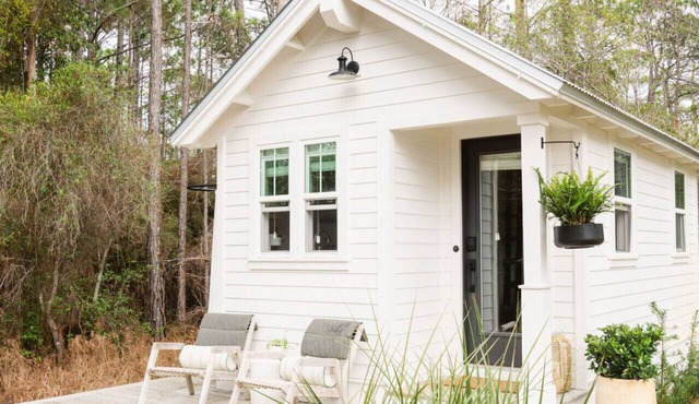 Studio Juan: Seagrove Beach tiny house 30A + pool + bikes + beach chairs