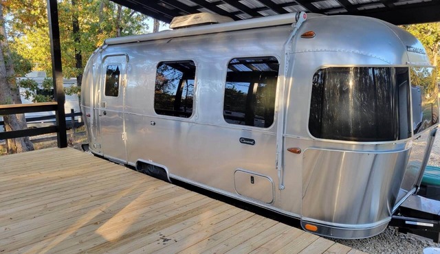 Stylish Airstream RV Near Lake Texoma with Deck and Woodland Trails
