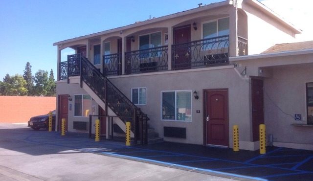Sun Light Motel