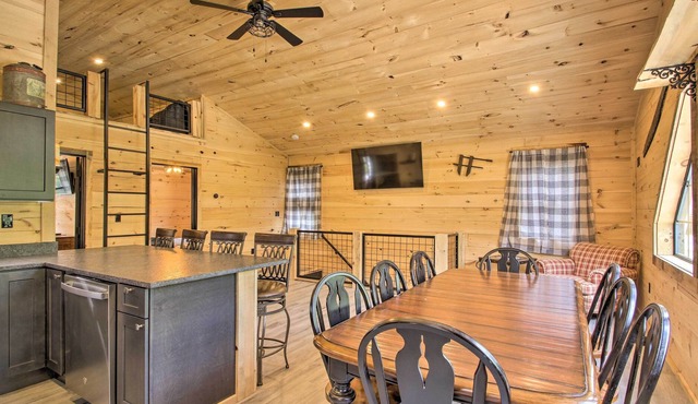 Sunday Riverfront Cottage: Fire Pit & Trail Access