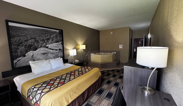 Super 8 by Wyndham Conway