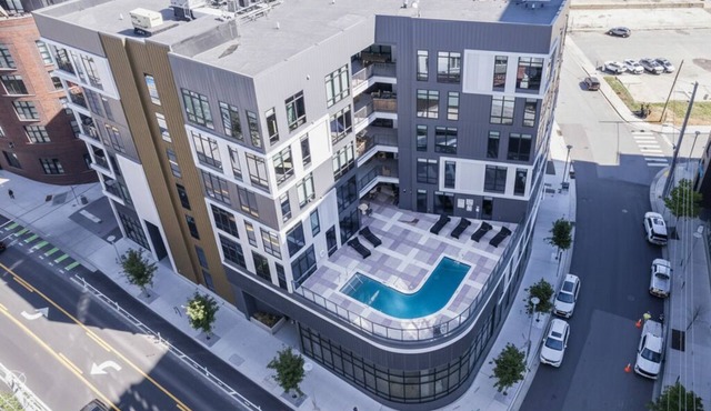 Superior Suite - Unit 406