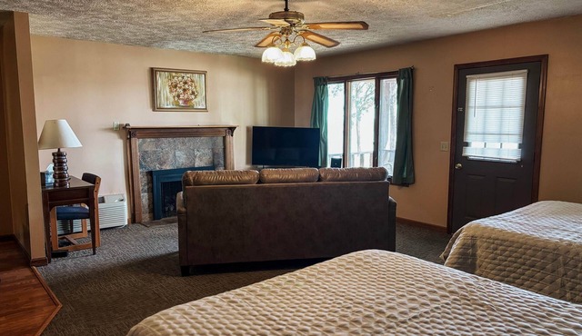 Superior Suite- Bungalow overlooking the River