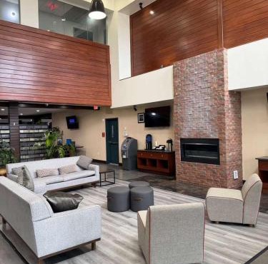 Surface Boutique Hotel, Will Rogers Airport, Fairgrounds, Restaurant & Bar