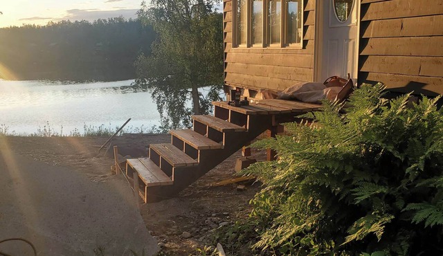 Swan Cir. Lakefront Retreat