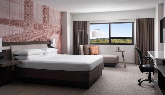 Teaneck Marriott at Glenpointe