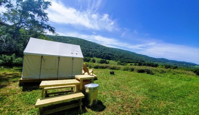 Tentrr Signature Site - Maybrook Farm - The Ridge