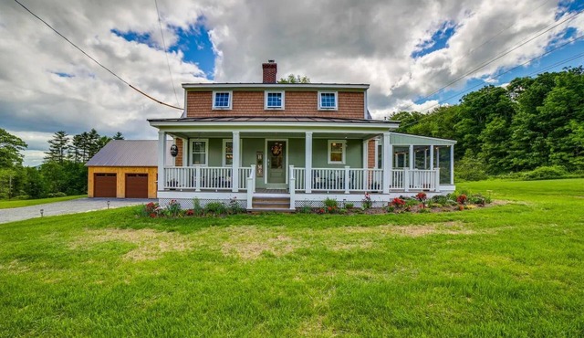 Terrific 3-bedroom cottage with AC in charming Cavendish