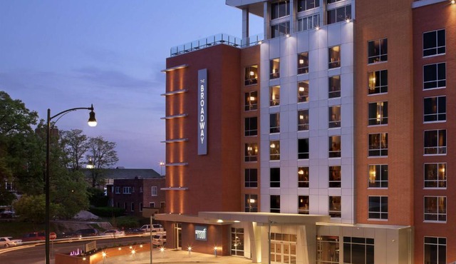 The Broadway Columbia - a DoubleTree by Hilton Hotel