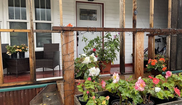 The Cable House. Charming Historic Home built in 1901. Excellent location.