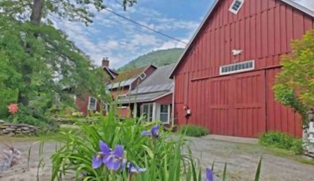 The Cardinal Lodge- A Riverside Retreat