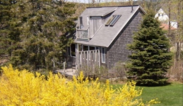 The Carriage House. Waterfront Bass Harbor. Balcony. Dining Deck. Sauna.