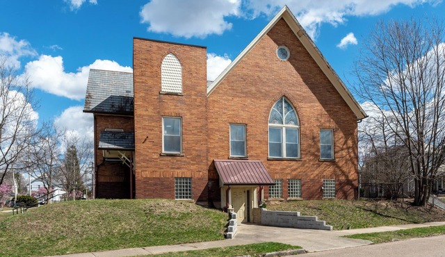 The Church - 6BR/4.5 BA Home Near OSU, Perfect for Groups & Families.