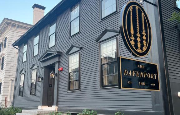The Davenport Inn