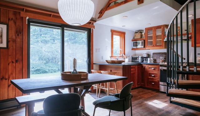 The Leeway - Meadow Loft Duplex