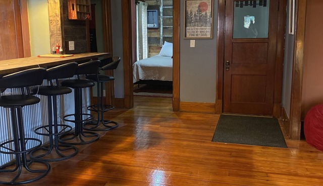 The Little Red Hen Inn Downtown Ashland