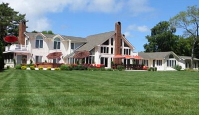 The Mansion at Harlow Bay - Private Ocean Beachfront Estate