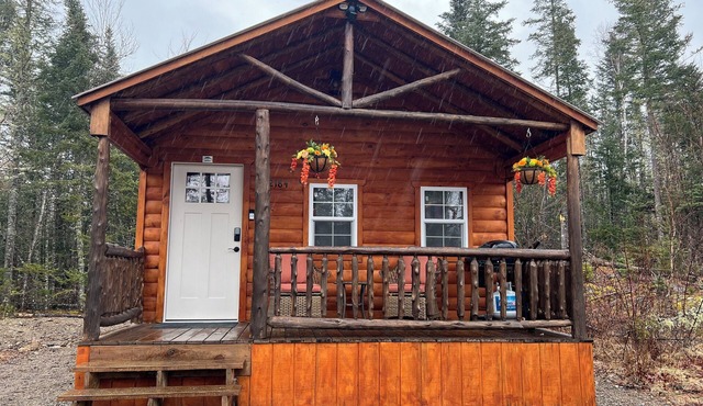 The Moose Cabin, cozy cabin right on the Atv and snowmobile trail access road.