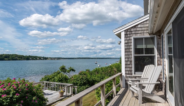 The Overlook- Enjoy stunning sunsets from this well-appointed Bailey Isl home
