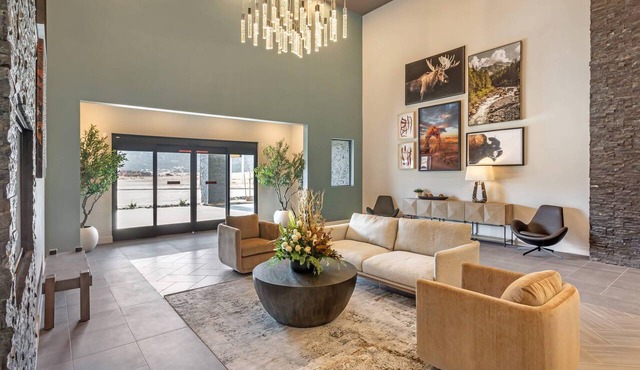 The Valor, an Ascend Collection Hotel